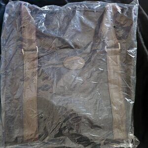 Bella Russo Tote/Luggage Bags